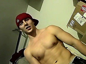 Redhead mature babe sucking a fat dick