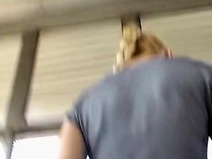 Dirty Viktory gets naked and plays with dildo.